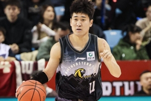 毫无状态！姜伟泽6中1仅拿4分2板5助 正负值-13