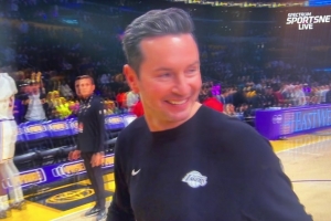 本场想看到些什么以便备战季后赛？雷迪克打趣：保持健康