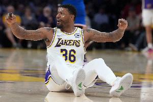 斯玛特：失去东里确实让人情绪低落 但也提振了我们的斗志和信心