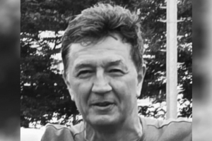 R.I.P.前德甲纽伦堡前锋维尔辛骑车撞到一只鹿不幸去世，享年63岁