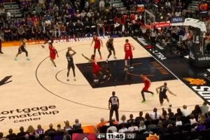 打回来了！杰伦·格林中投再中 帮助太阳反超开拓者1分