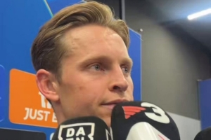 德容：这轮淘汰赛我们运气不佳，但球队走在正确道路上