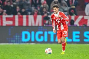 缺战皇马，拜仁官方：比朔夫左小腿肌肉纤维轻微撕裂