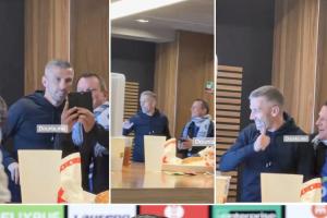 接地气！斯特拉斯堡大逆转晋级欧协联4强 主教练奥尼尔爽吃麦当劳