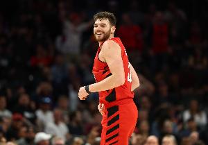 克林根：我们在季后赛经验上有优势 但马刺是一支技术娴熟的球队