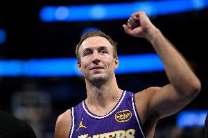 肯纳德：这场胜利意义重大 我们有些球员缺阵&很多球员挺身而出