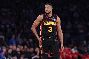 踢到布伦森要害被吹技犯！CJ：他在演戏 我还等着拿回2500的罚款